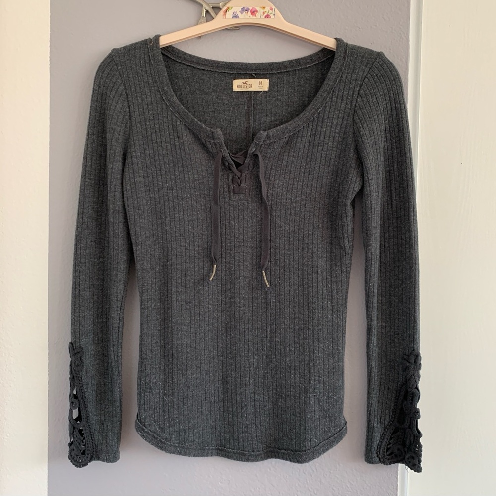 Hollister Ribbed Grey Lace-Up Top